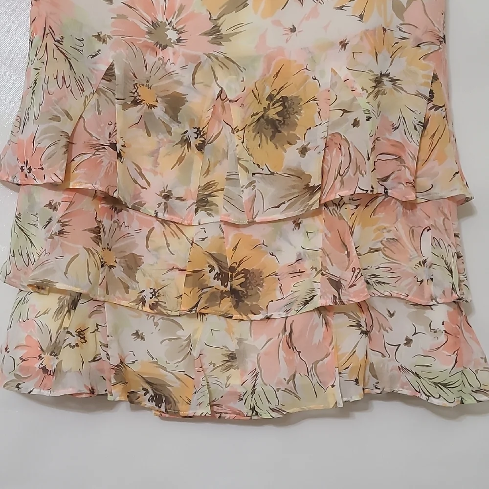 Ann Taylor Loft Women's Peach Floral 100% Silk‎ Tiered Ruffle Lined Skirt 6 NEW